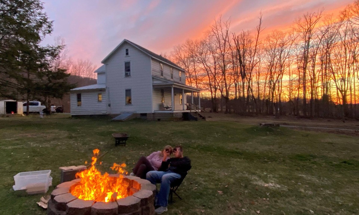 Elysburg Other | Peaceful Private Country Farmhouse W/Starlink, 7 Min to Knoebels Pet Friendly!