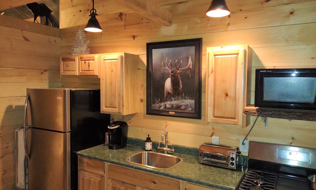 Benezette Cabin | Perfect Benezette Cabin. Nestled in the woods, yet close to attractions. .