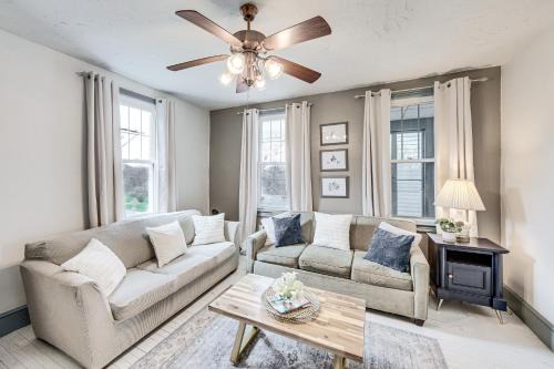 Rossville House | Pet & Family Friendly! Home w/Fenced Yard + Deck