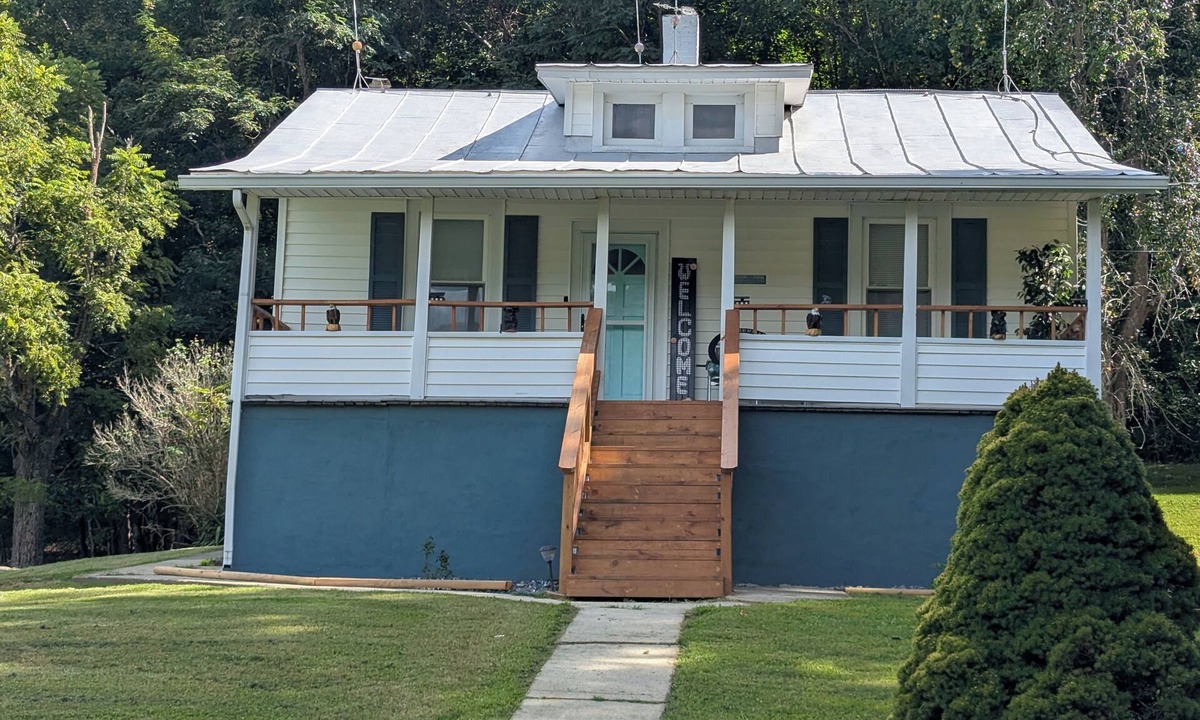 Eagle Rock Other | Private,convenient to Roanoke, Clifton forge,mtn. views,rivers nearby,60 acres