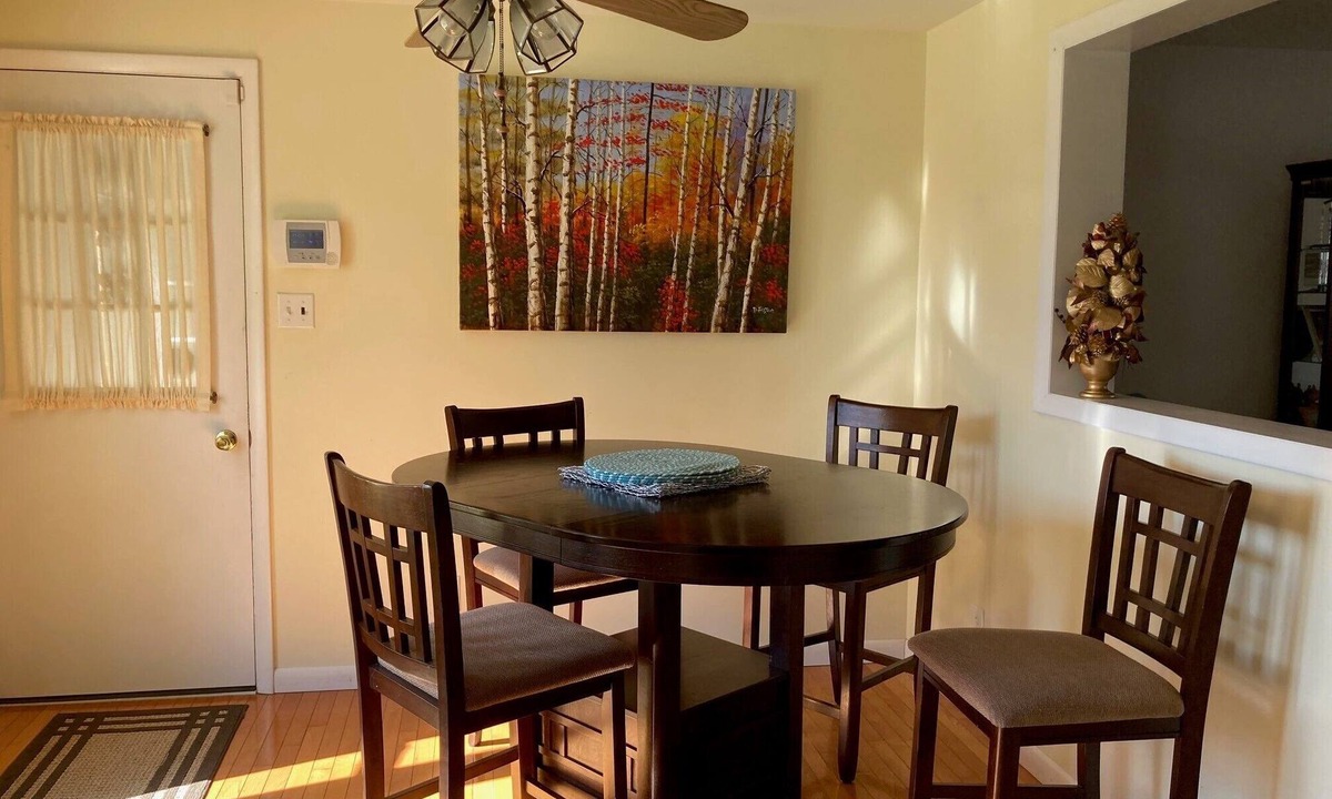Falling Waters House | Private Escape Close to Everything