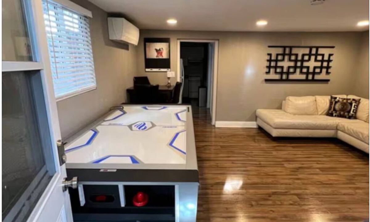 Tennyson - Alquire House | Private Guest Suite 30 Mins of SFO/OAK✈| Walk to Transit