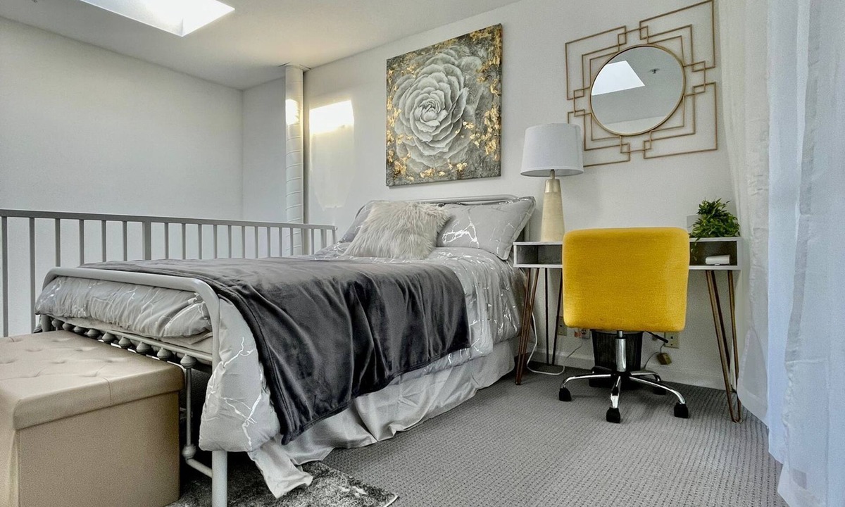 Downtown San Francisco House | Private SoMa 2BR 1BA with Parking Extended Stay!