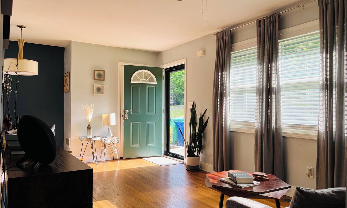 Candler-McAfee House | Quaint 3-Bedroom Haven: Cozy Retreat in Metro ATL