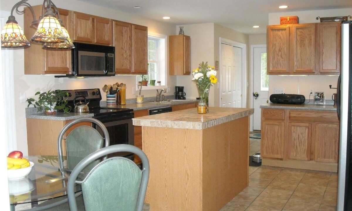 Orrington House | Quiet Beautiful Lakefront Home on Brewer Lake
