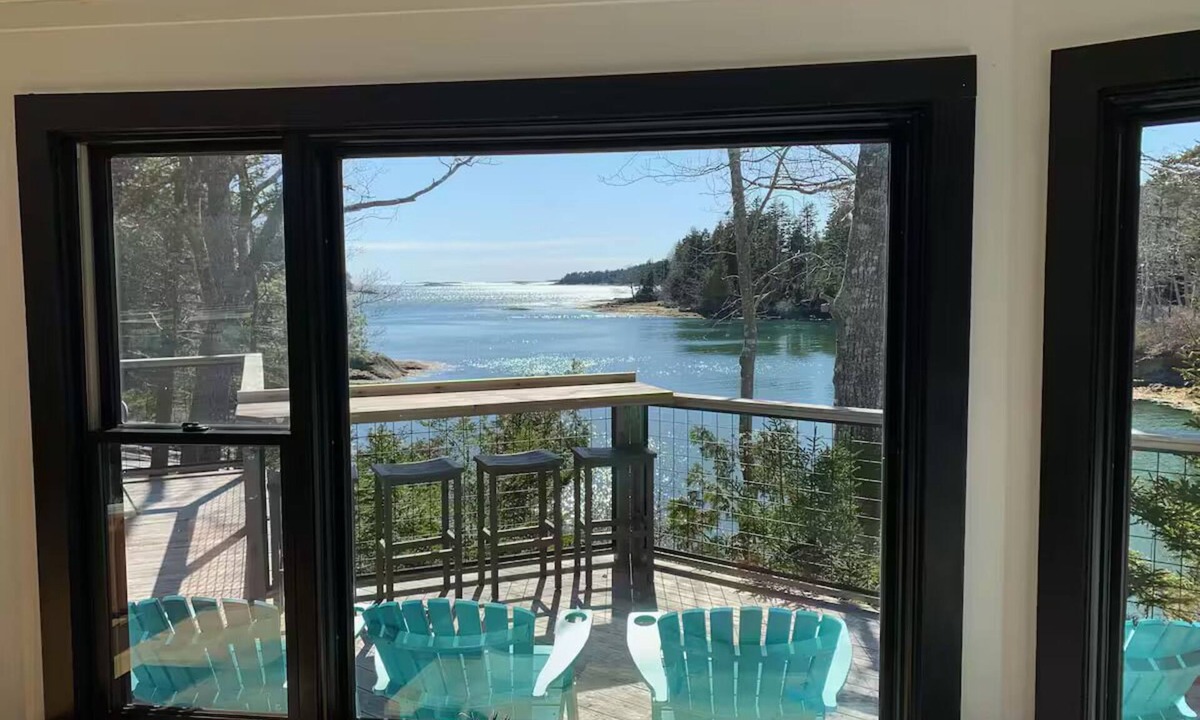 Sebascodegan Island House | Sea Forever Waterfront, Dog-Friendly, Seasonal Dock, EV charger, 12min Brunswick