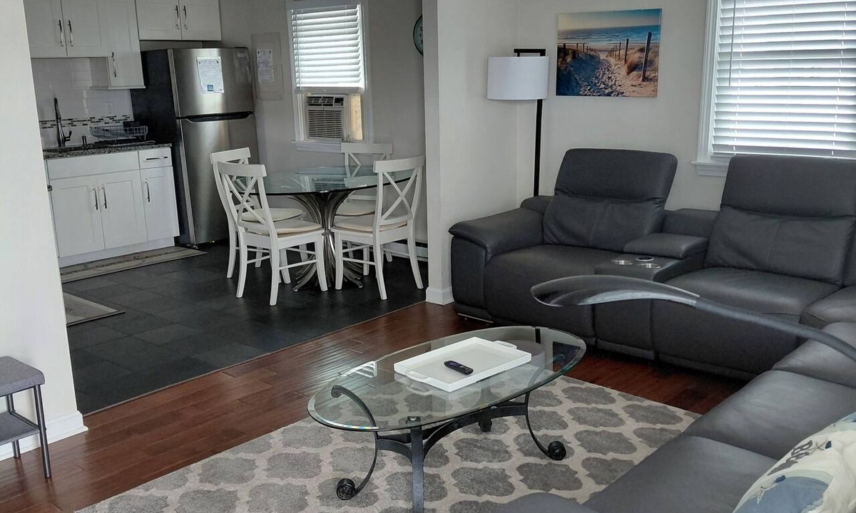 Seabrook Apartment | Seabrook Beach MULTIWEEK/LAST MINUTE DISCOUNT available 7/17-24