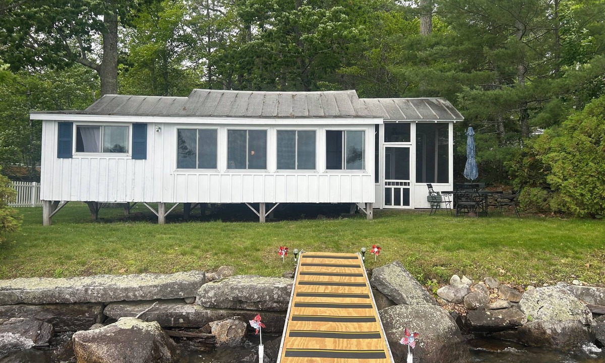 Norridgewock Cottage | Seasonal - Waterfront Cottage - Beautiful panoramic view