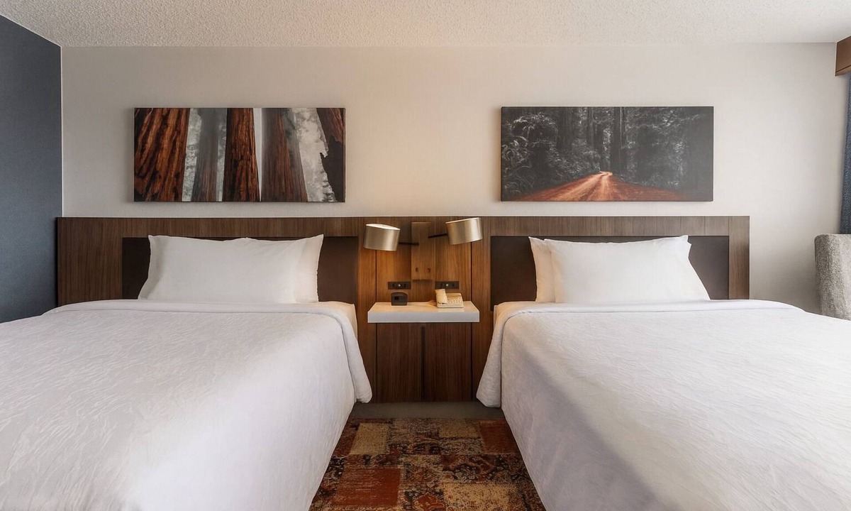Emeryville Hotel | Shopping and Dining in Downtown Oakland! 2 Comfortable Units, Onsite Parking