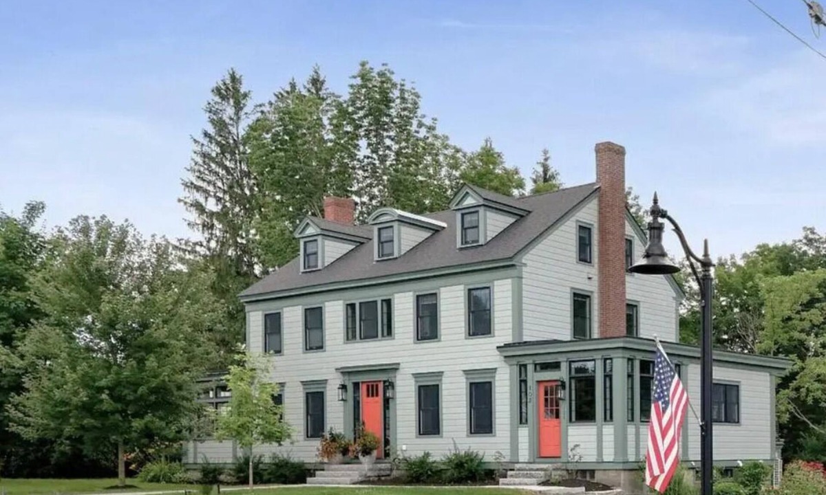 Belgrade House | Spacious 4-bedroom house with chef's kitchen - Historic Belgrade Village