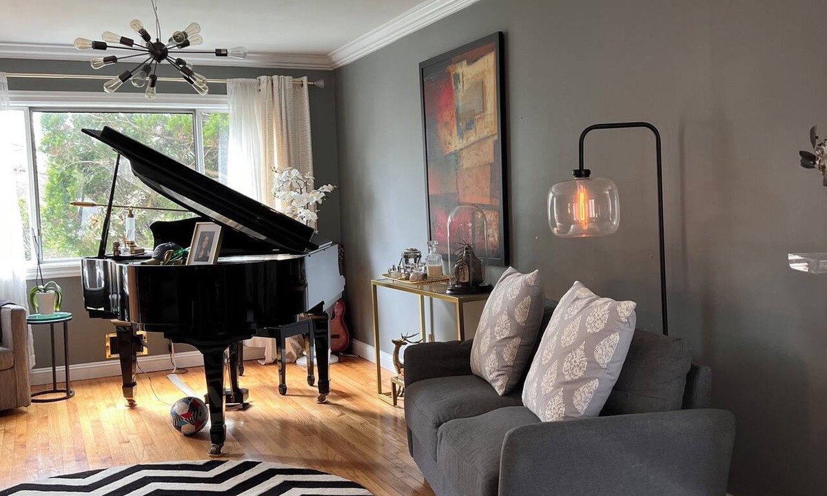 Montrose House | Spacious 4-bedroom house in northern Westchester with sweeping views