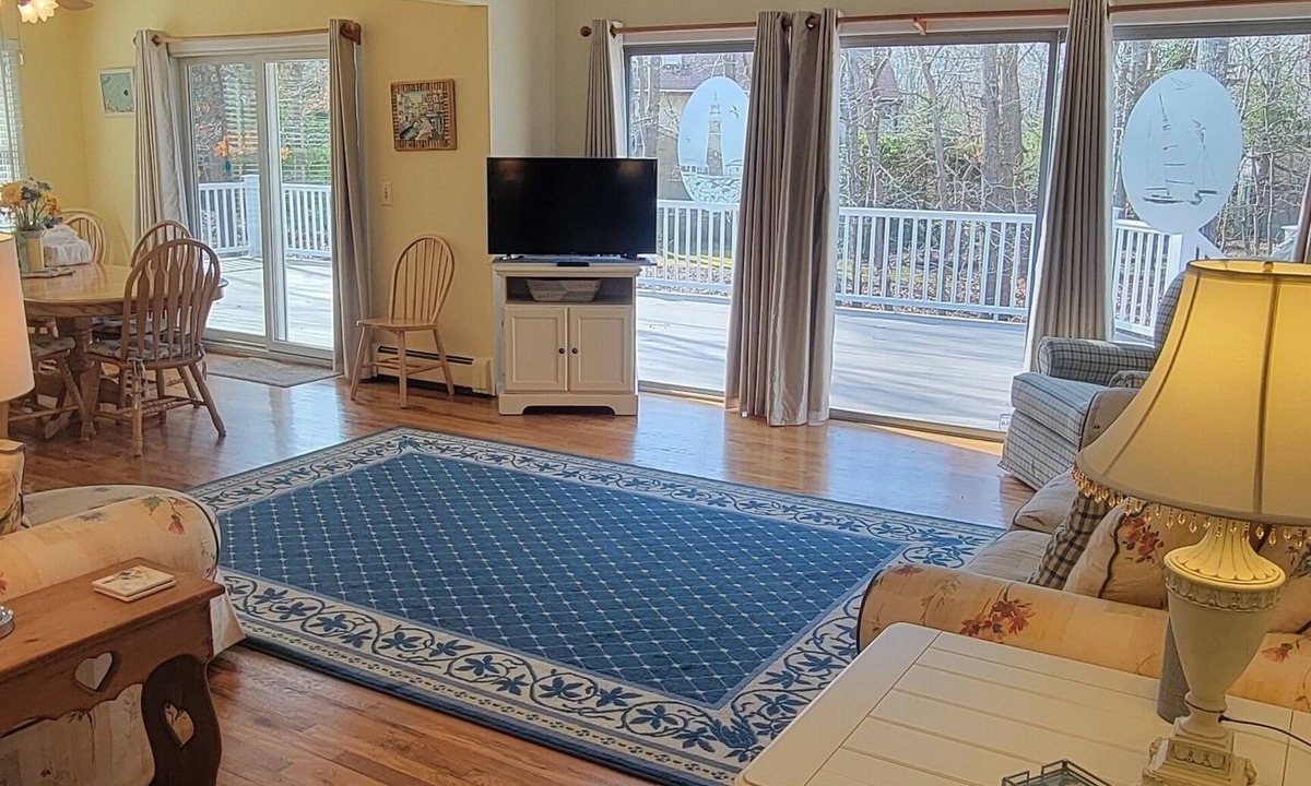 North Sea House | Spacious 5-bedroom house in Southampton. Location! Location! Location! Private