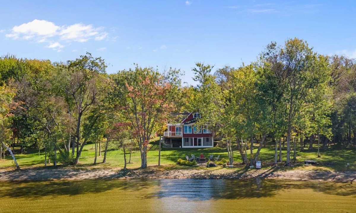 Smithfield House | Stunning Lakefront Retreat set on a Private point on North Pond, 9 acres w/beach