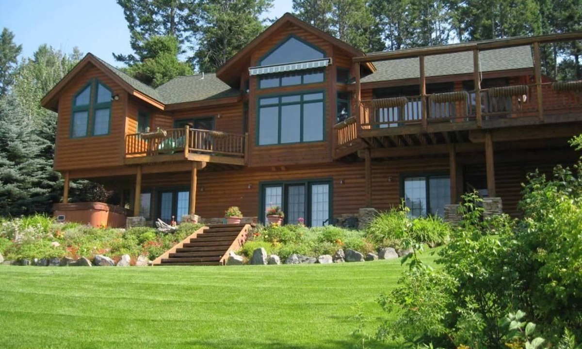 Woods Bay House | Sunset Cabin - Flathead Lake, Exquisite Log Home and Guest Cabin. Sleeps 12