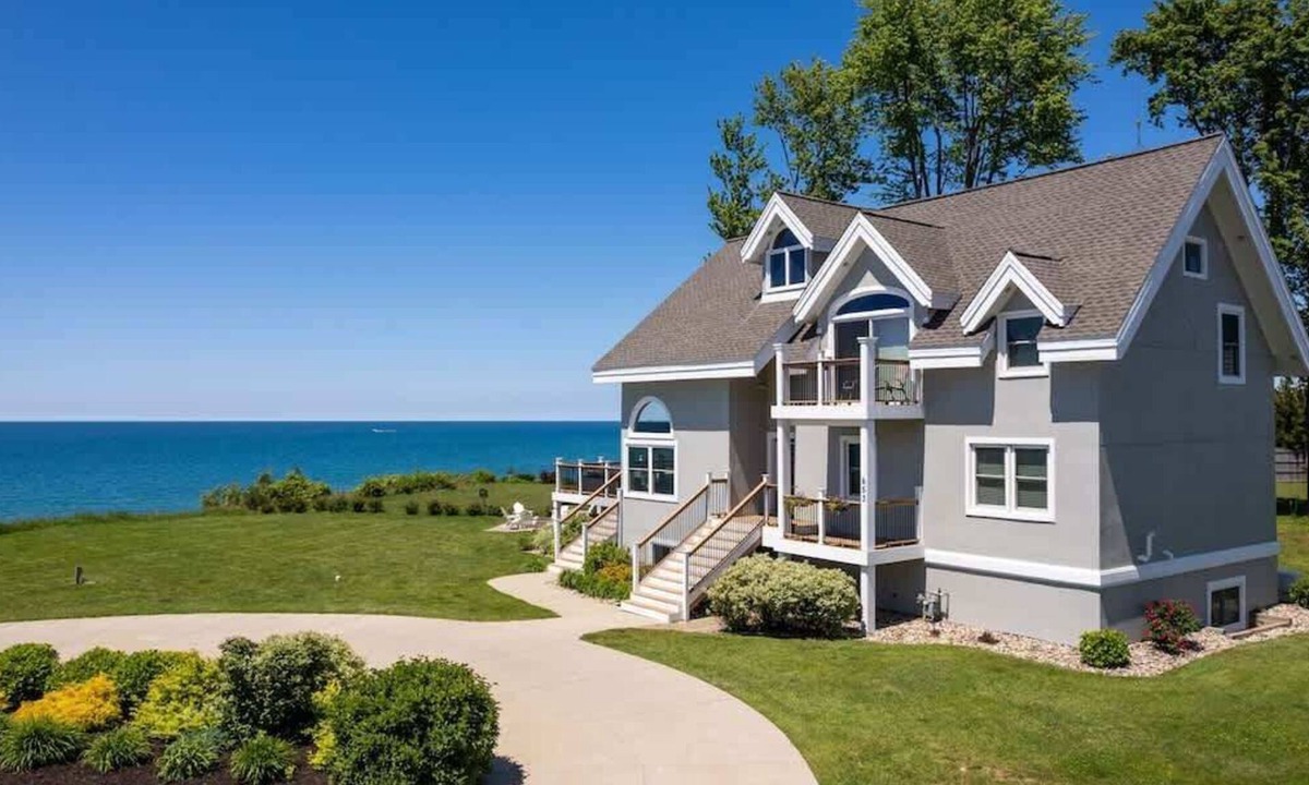 Miami Park House | Sunset Haven | Hot Tub | Beach Access | Near Town