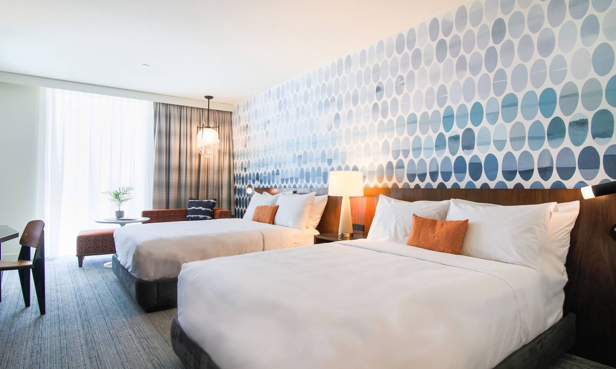 North Whisman Hotel | The Ameswell Hotel