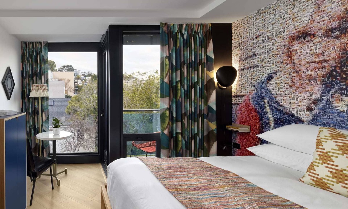 Eureka Valley Hotel | The Hotel Castro | Enjoy the Views, Food, and Entertainment | King Classic Room