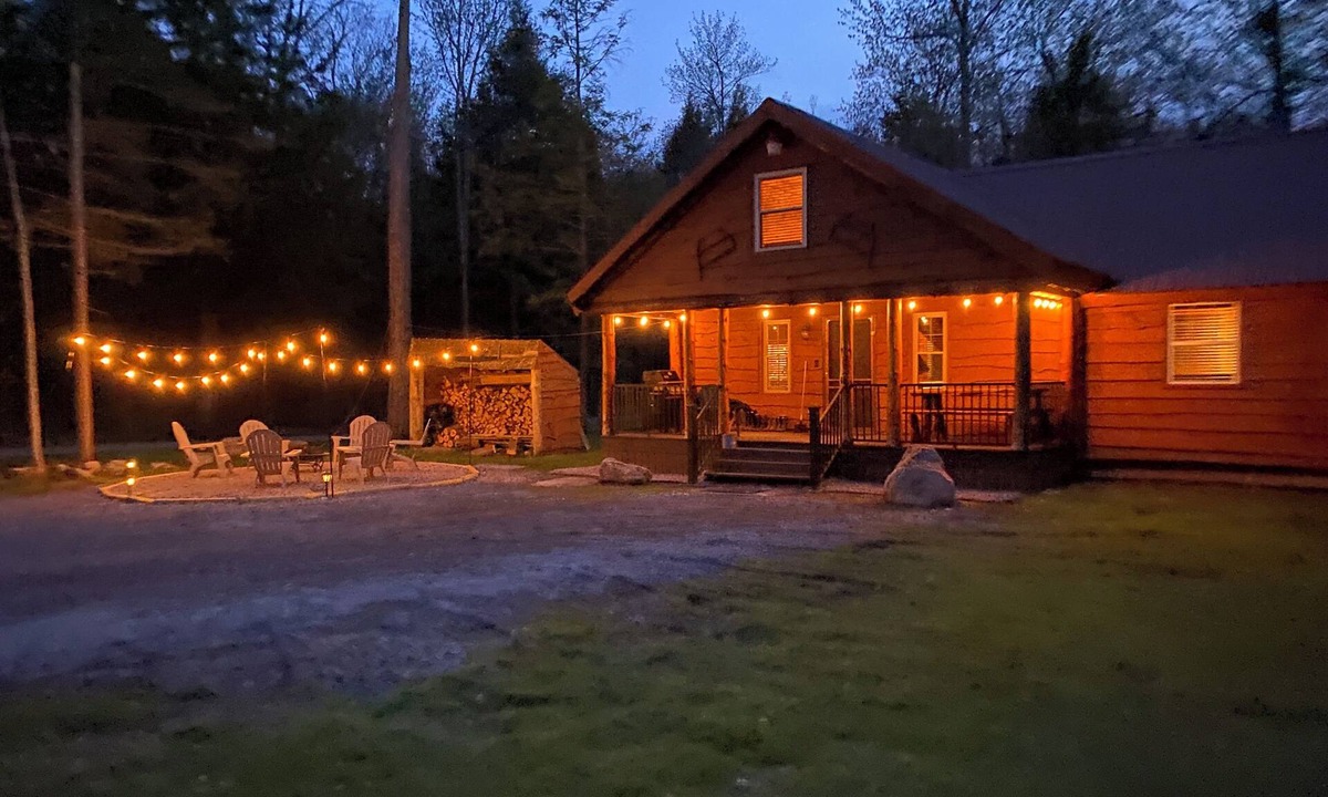 Pulaski Cabin | Upstate New York cabin in tug hill region close to Salmon River & Lake Ontario