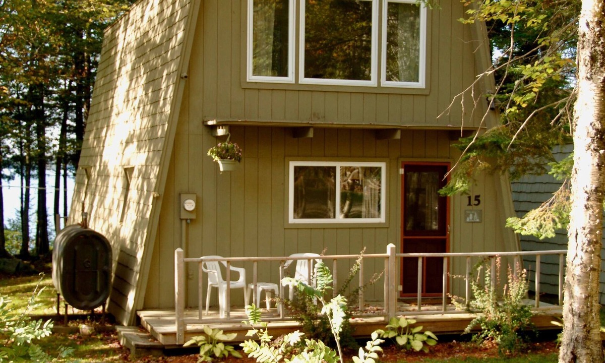 Beaver Cove House | Waterfront Vacation Home on Moosehead Lake