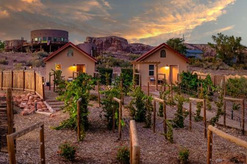 Bluff House | Willow Street Cottages