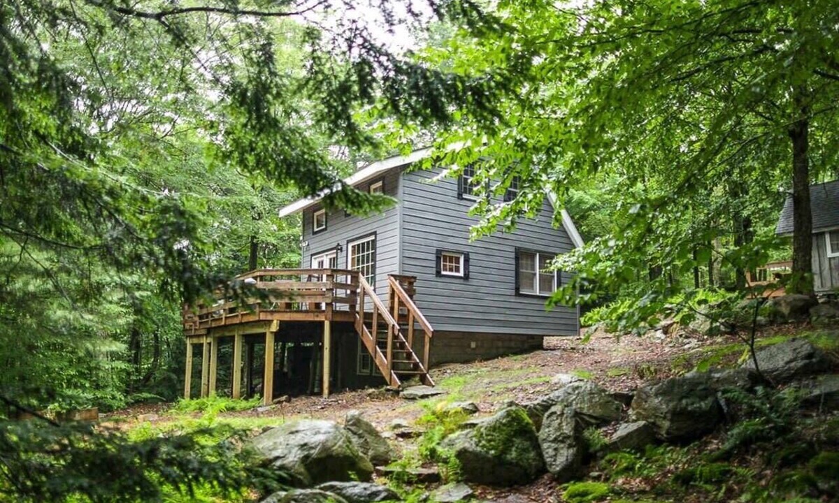 Town of Denning Cabin | Woodlands - Peaceful & Charming Catskills Escape