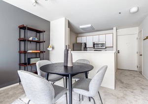 Bright South Beach 2BR w/Pool, Spa, nr. Muni Lightrail, by Blueground