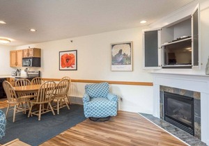 Brookside I A-403 - Sunday River Slopeside Condominium