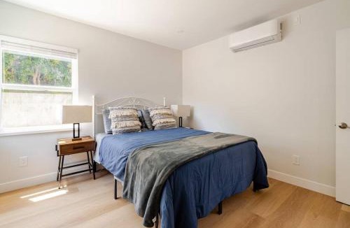 Palo Alto Apartment | 1 Palo Alto - Private Apartment with Parking, AC, Laundry, Fully Furnished
