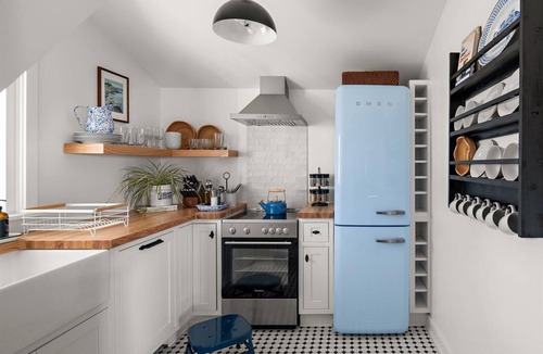 South Rehoboth Cottage | #15 Dog-Friendly 2BR Ocean-Block Cottage with Private Drive in Rehoboth Beach
