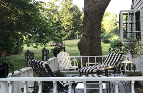 Bridgehampton House | 1770's Honeymoon Cottage