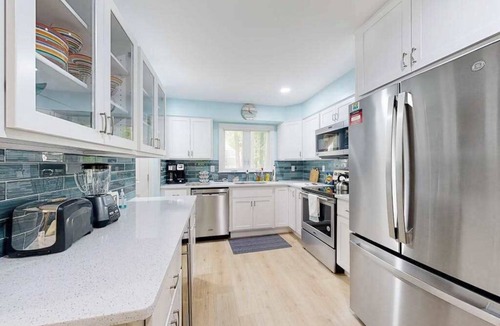 Bethany Beach Condo | 1st-floor Sea Colony Tennis condo with gym, & sauna