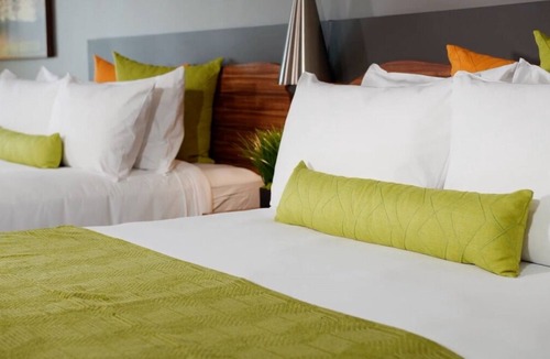 Circleville Resort | 2 Two Bedrooms with 2 Queens and 1 King at The Kartrite Resort!