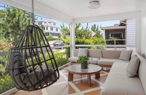 South Rehoboth Cottage | #20 Dog-Friendly 4BR Ocean-Block Cottage with Screened Porch in Rehoboth Beach