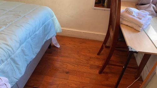 North Philadelphia West House | 2218 N Colorado Double Rooms