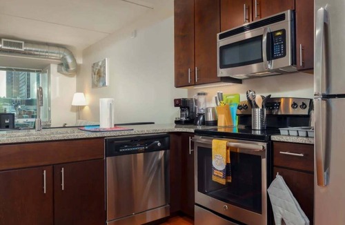 Center City West Apartment | 2Bedroom 1Bath Apartment in the Heart of Philadelphia