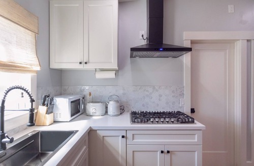 North and East House | 2BR Cozy Home Serene Garden Retreat Near UC Berkeley San Francisco