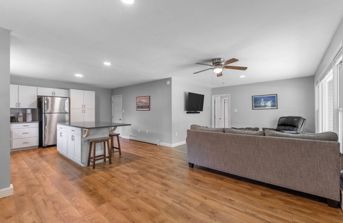Waterville House | 3-bedroom Creekside Mountain Retreat in Waterville