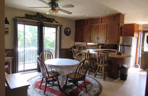 Refton Cottage | 3-bedroom Pine Cone cottage in lovely Lancaster with AC and charm