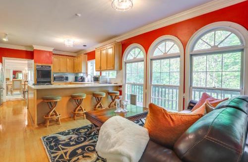 Roswell House | 3 Mi to Roswell Riverwalk: Spacious Getaway!