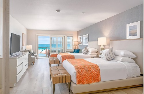 Carlsbad Village Hotel | 3 Units, Ocean Front 2 Queen at Beach Terrace, Complimentary Breakfast