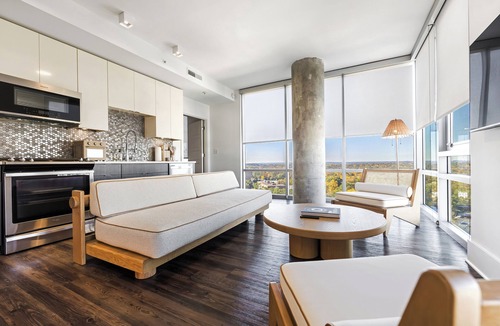 Garden Hills Apartment | 3005 Buckhead