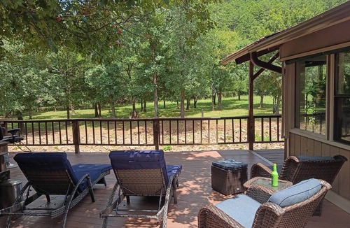Hodgen House | 3bed 2bath,Ouachita forest, UTV/hiking trails, water sports, creeks,bears& calm.
