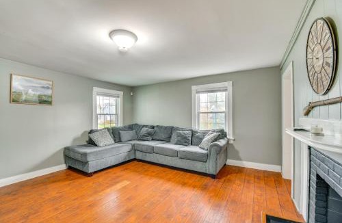 Mexico House | 5 Mi to Lake Ontario: Mexico Home w/Seasonal Pool