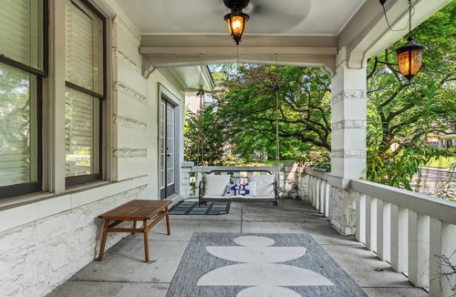 Central Gardens House | 6BR Home | Private Pool & Spa | Games | Gazebo