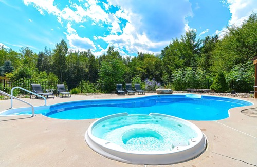 Sunday River Area House | 9 Bedroom Estate, Sleeps 24, Pool, Hot Tub, Movie Theater, Game Room