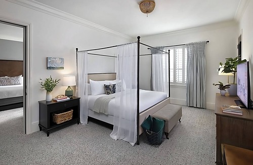 Winters Hotel | A Place You'll Surely Enjoy! 2 Relaxing Units, Pets Are Welcome, Free Parking!