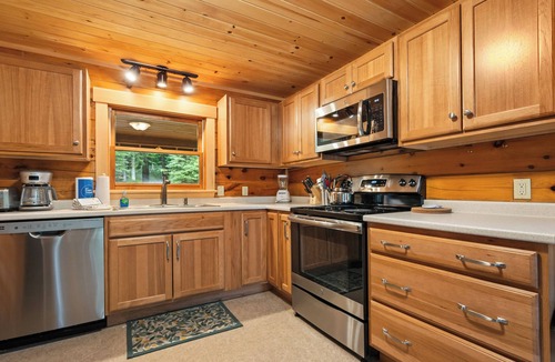 Rangeley House | Acadia Wingate Lodge | Gull Pond | End of Summer Deal! Save Now ⭐