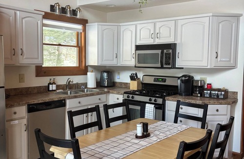 Pottersville Cabin | Adirondack A-Frame Schroon Lake, Firepit, Stone Bridge & Caves