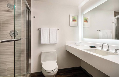 Mountain View Hotel | Aloft by Marriott Mountain View