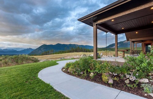 West Glacier Cabin | Amazing Log Cabin Rental with Pool Table in the Mountains in West Glacier, Montana